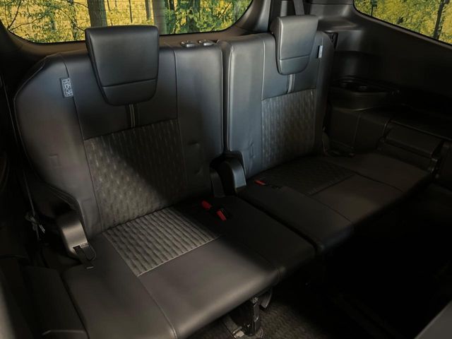 TOYOTA NOAH HYBRID 2023 Image 31