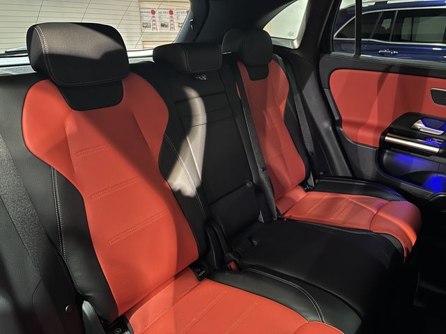 MERCEDES BENZ GLA CL 2023 Image 31