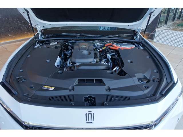 TOYOTA CROWN SEDAN HYBRID 2024 Image 31