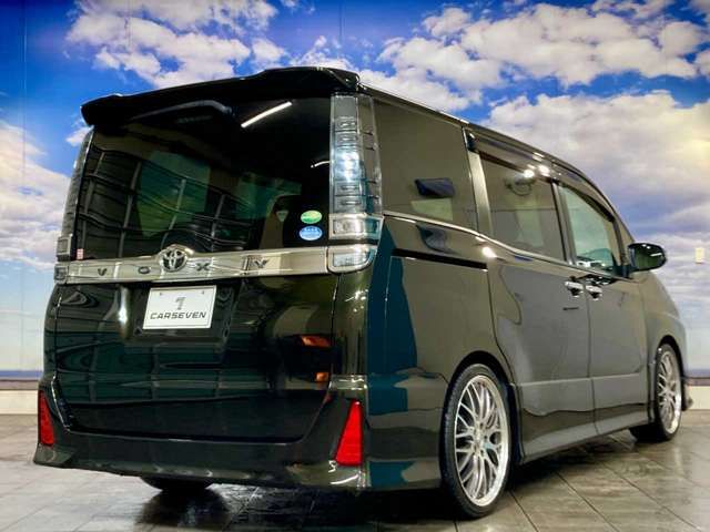 TOYOTA VOXY 4WD 2017 Image 31