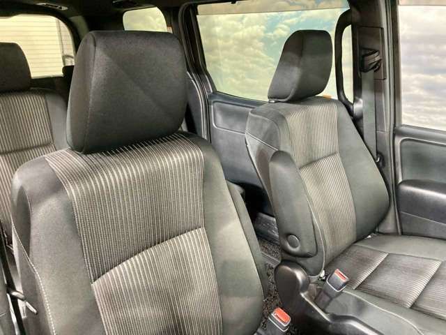 TOYOTA VOXY 4WD 2017 Image 31