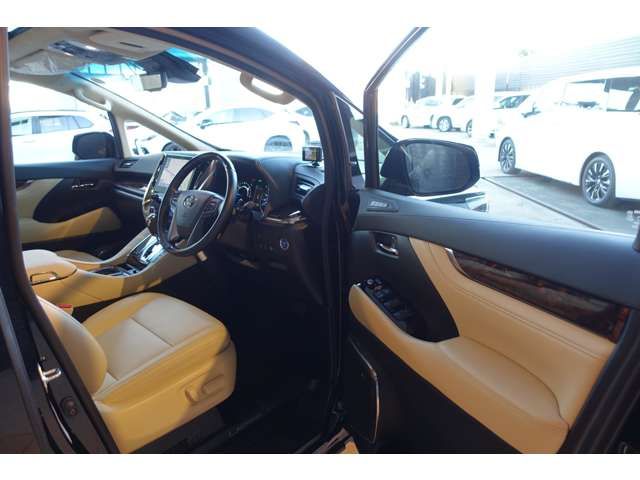 TOYOTA ALPHARD HYBRID 4WD 2022 Image 31