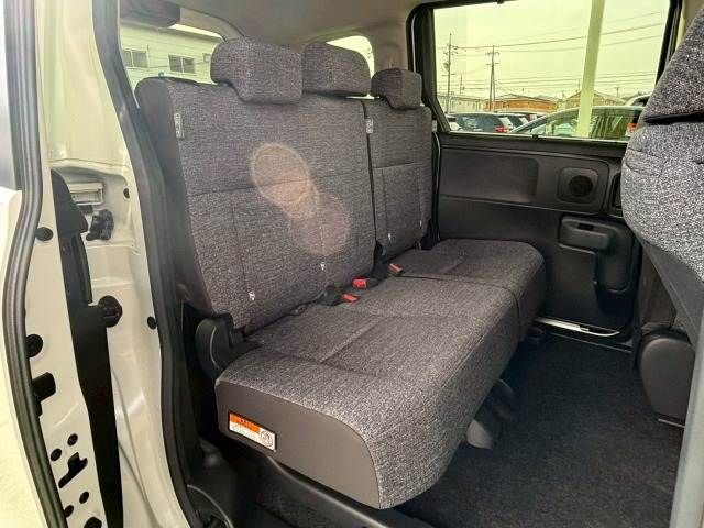 TOYOTA SIENTA HYBRID 2022 Image 31