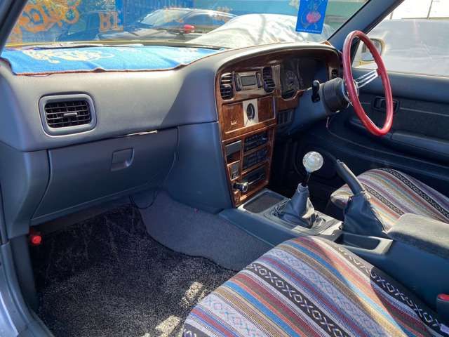 MITSUOKA GALUT1 1997 Image 31