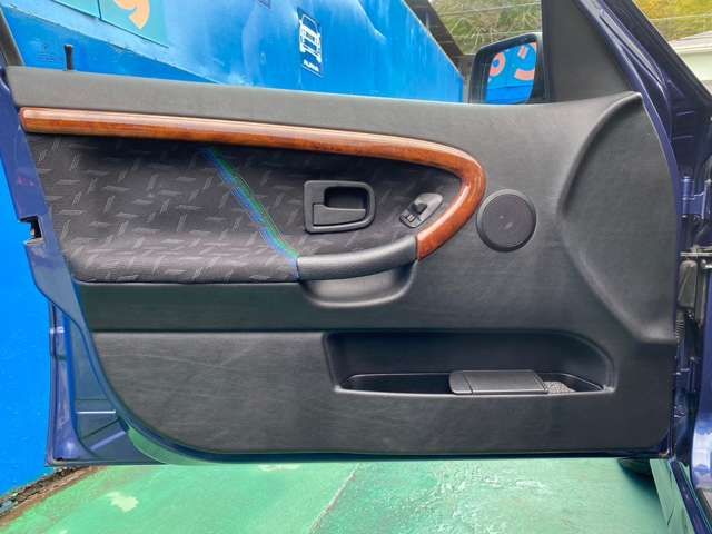 ALPINA B3 LIMOUSINE 1996 Image 31