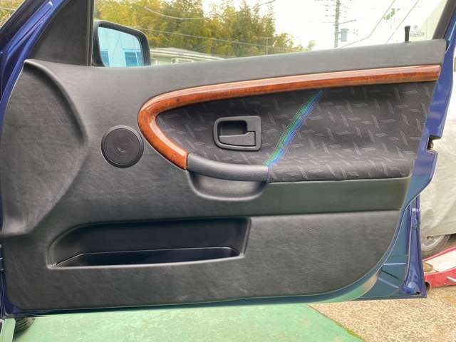 ALPINA B3 LIMOUSINE 1996 Image 31