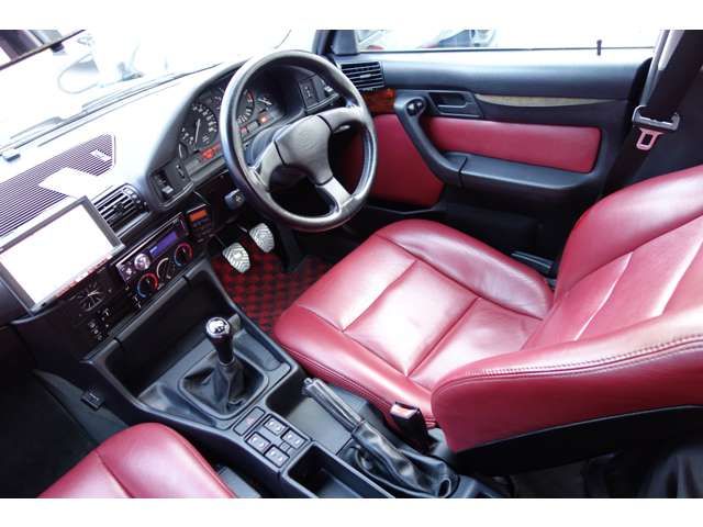 BMW 5SERIES TOURING 1993 Image 31