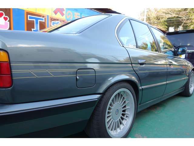 ALPINA B10 LIMOUSINE 1990 Image 31