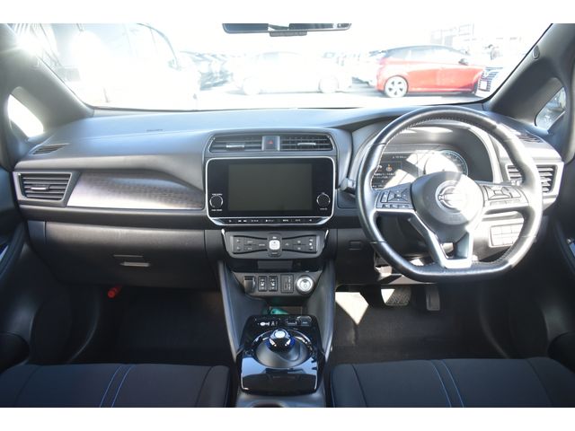 NISSAN LEAF 2022 Image 31