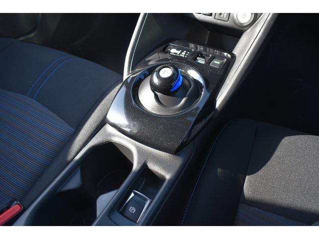 NISSAN LEAF 2022 Image 31