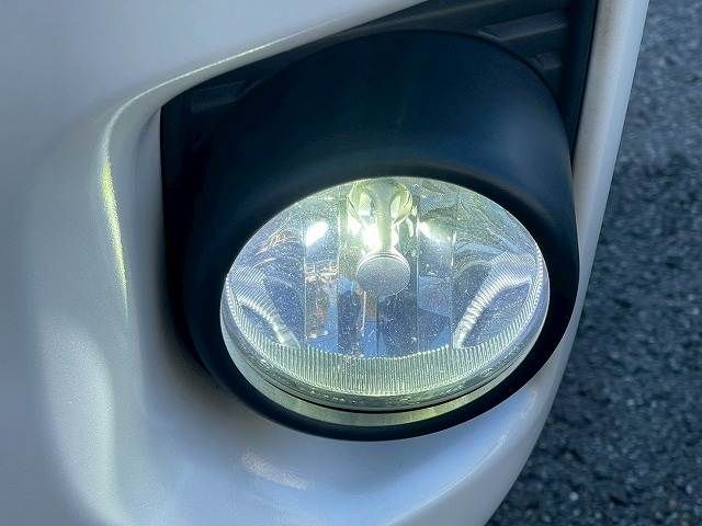 TOYOTA HIACE VAN 2WD 2019 Image 31