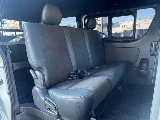 TOYOTA HIACE VAN 2WD 2019 Image 31