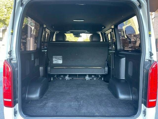 TOYOTA HIACE VAN 2WD 2019 Image 31