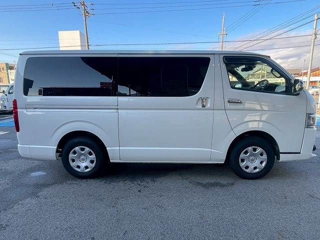 TOYOTA HIACE VAN 2WD 2019 Image 31