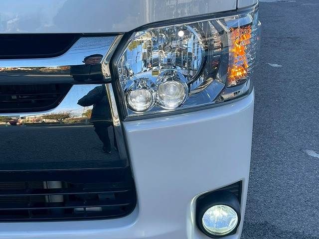 TOYOTA HIACE VAN 2WD 2019 Image 31