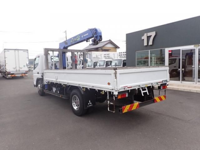 MITSUBISHI CANTER 2017 Image 31