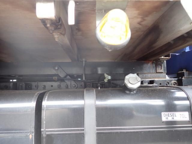 MITSUBISHI CANTER 2017 Image 31