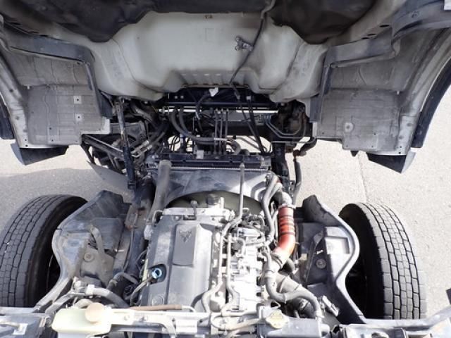 MITSUBISHI CANTER 2017 Image 31