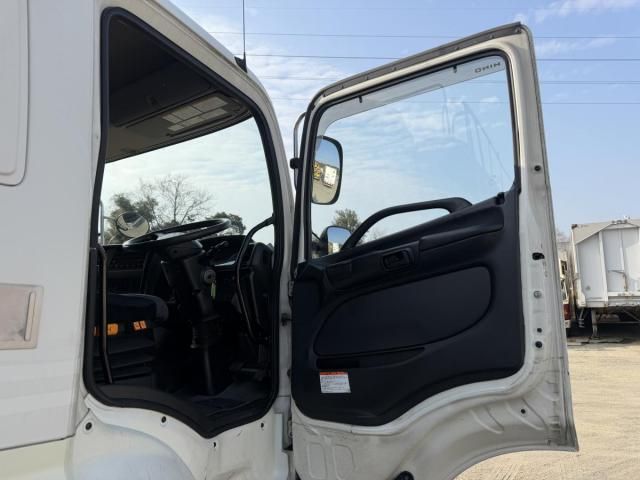 HINO PROFIA 2013 Image 31