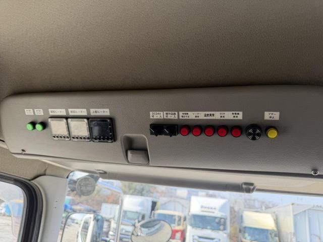 HINO PROFIA 2013 Image 31