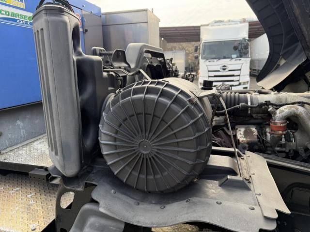 HINO PROFIA 2013 Image 31