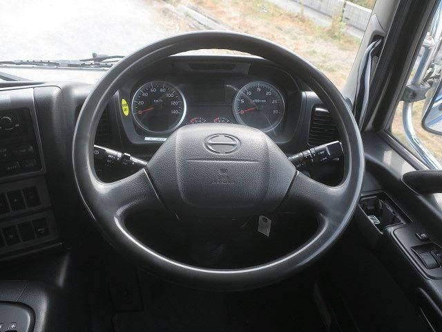 HINO PROFIA 2014 Image 31