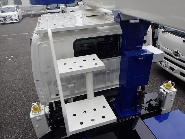 HINO DUTRO 2024 Image 31