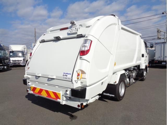 MITSUBISHI FUSOU FIGHTER 2025 Image 31