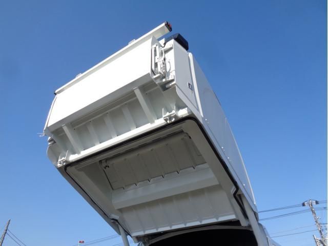 MITSUBISHI FUSOU FIGHTER 2025 Image 31