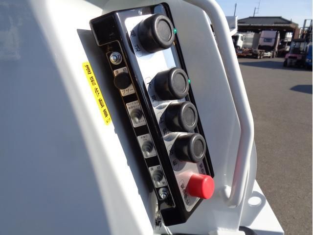 MITSUBISHI FUSOU FIGHTER 2025 Image 31