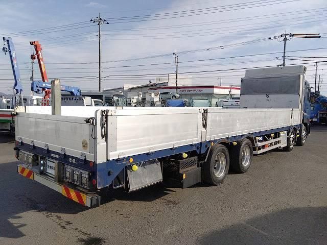 NISSAN DIESEL QUON 2017 Image 31