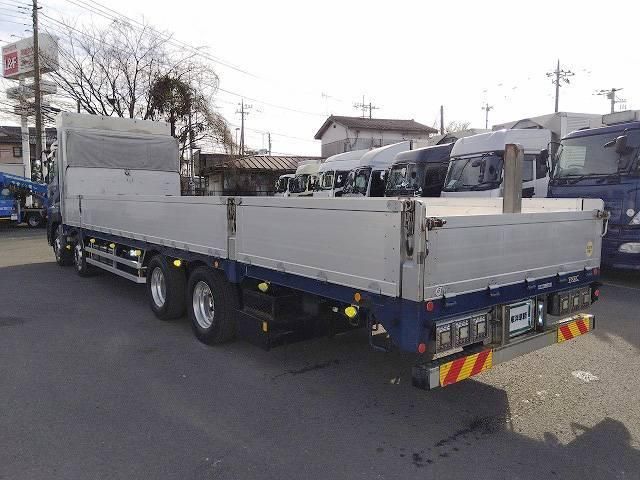 NISSAN DIESEL QUON 2017 Image 31