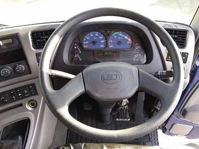 NISSAN DIESEL QUON 2017 Image 31