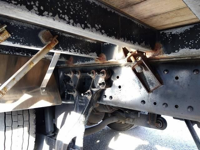 NISSAN DIESEL QUON 2017 Image 31