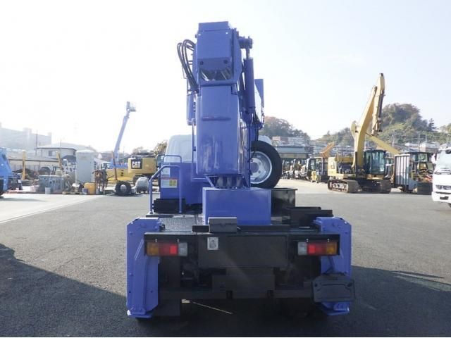 HINO DUTRO 2012 Image 31