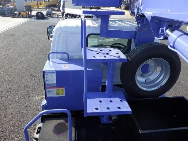 HINO DUTRO 2012 Image 31