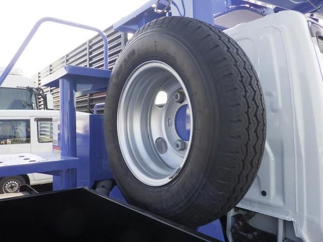 HINO DUTRO 2012 Image 31