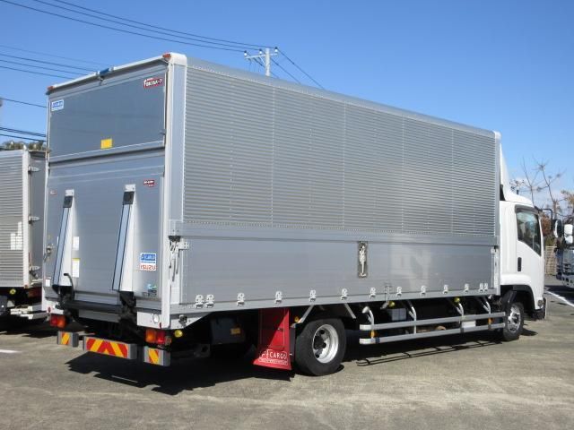 ISUZU FORWARD 2018 Image 31