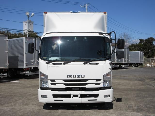 ISUZU FORWARD 2018 Image 31