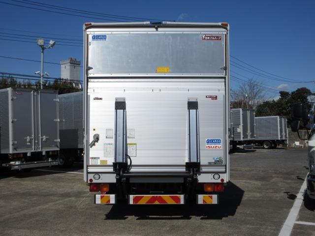 ISUZU FORWARD 2018 Image 31