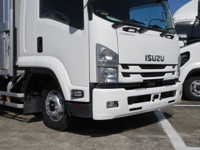 ISUZU FORWARD 2018 Image 31