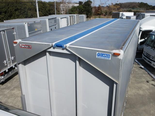 ISUZU FORWARD 2018 Image 31