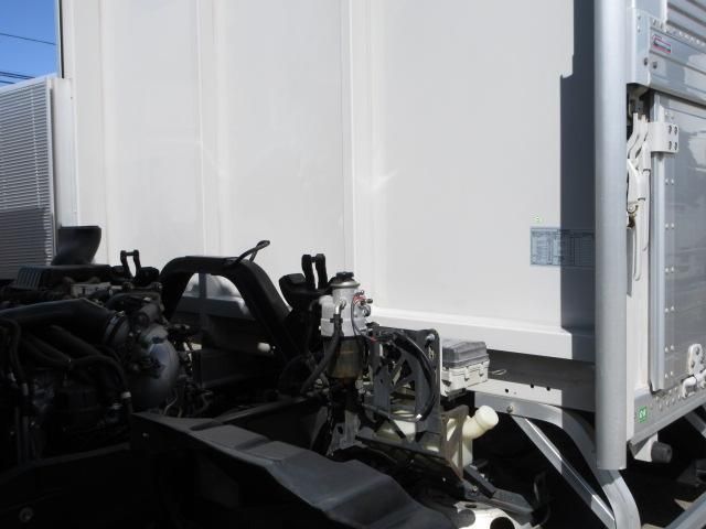 ISUZU FORWARD 2018 Image 31