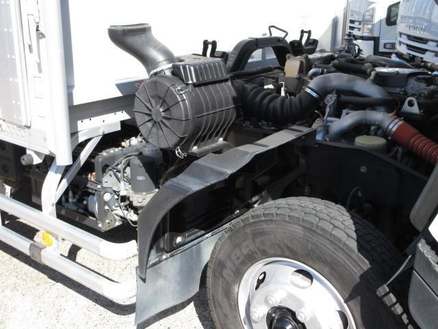 ISUZU FORWARD 2018 Image 31