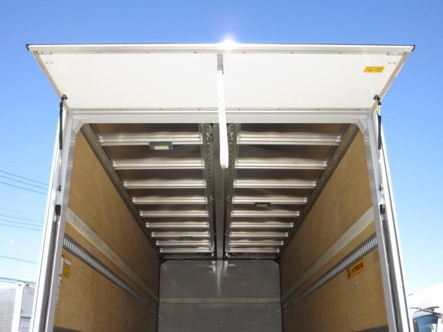 ISUZU FORWARD 2018 Image 31