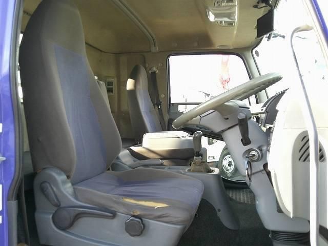 MITSUBISHI FUSOU FIGHTER 2015 Image 31