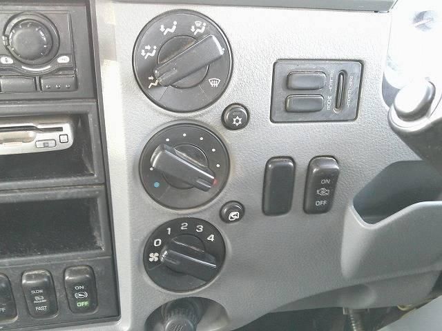 MITSUBISHI FUSOU FIGHTER 2015 Image 31