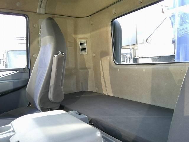 MITSUBISHI FUSOU FIGHTER 2015 Image 31