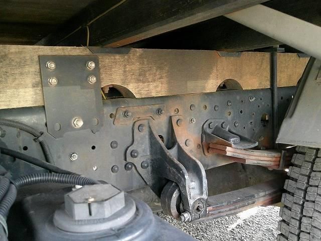 MITSUBISHI FUSOU FIGHTER 2015 Image 31