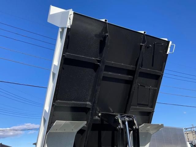 MITSUBISHI FUSOU FIGHTER 2025 Image 31